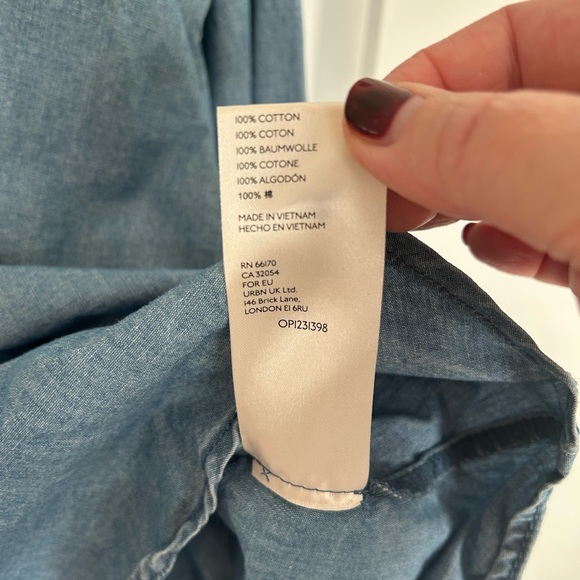 Anthropologie Pilcro denim Juni Ruffled Buttondown size L - Picture 9 of 11